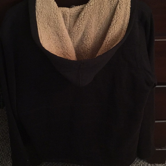 North Face Faux Fur Lined Jacket - Picture 2 of 5